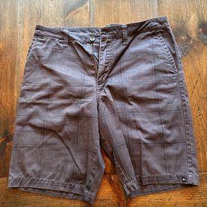 Men’s quicksilver shorts size 33. Dark gray plaid.